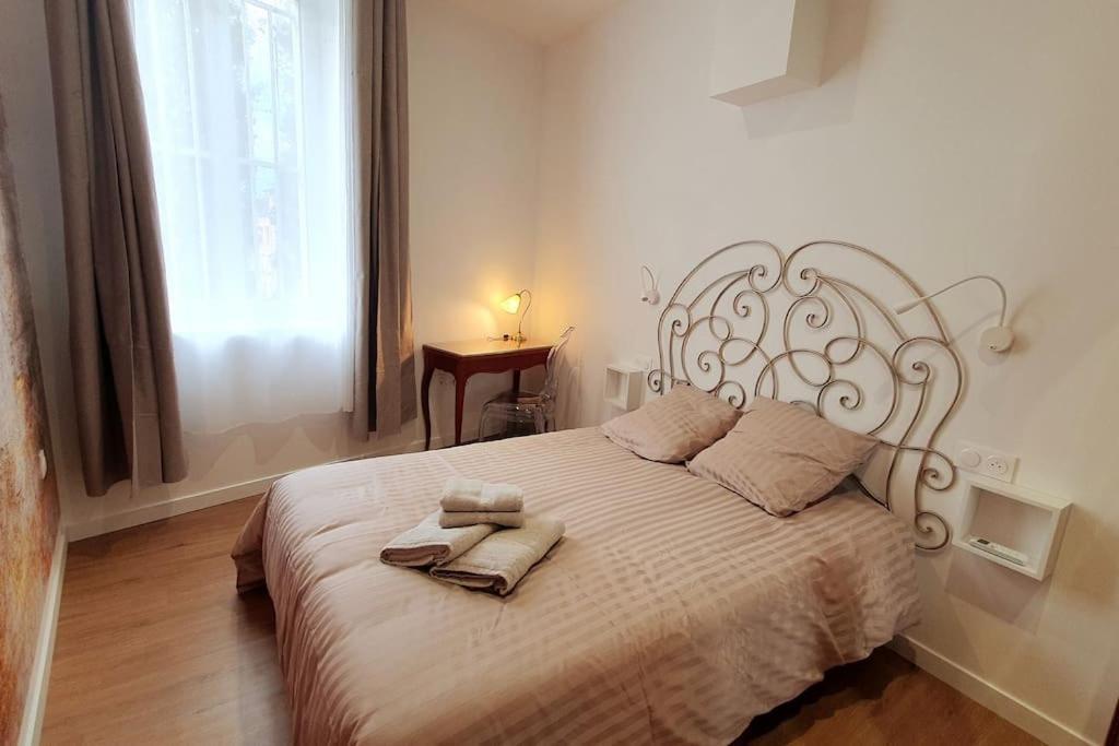 Classe 4 Etoiles - Cybele - Centre Ville 2 Chambres, Cour Privative Et Garage Vienne  Ngoại thất bức ảnh